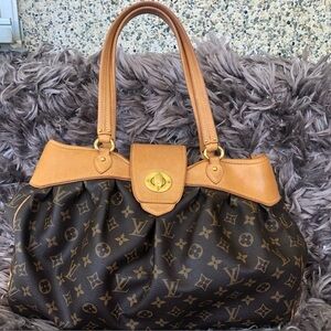 Louis Vuitton MM Boetie